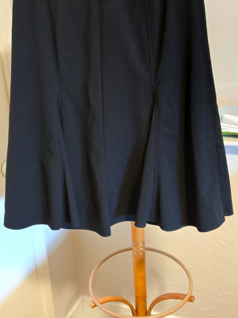Womans professional skirt